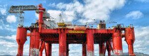 Key to Oil Field Development: How to Choose the Right Drilling Rig?